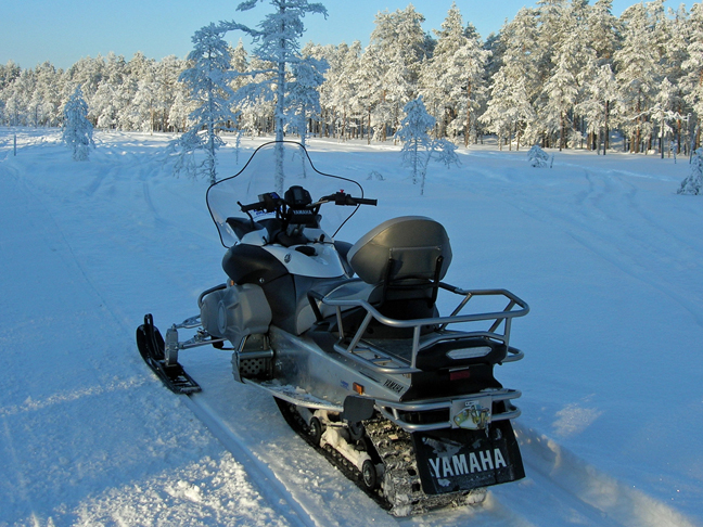 sneeuwscooter2.jpg